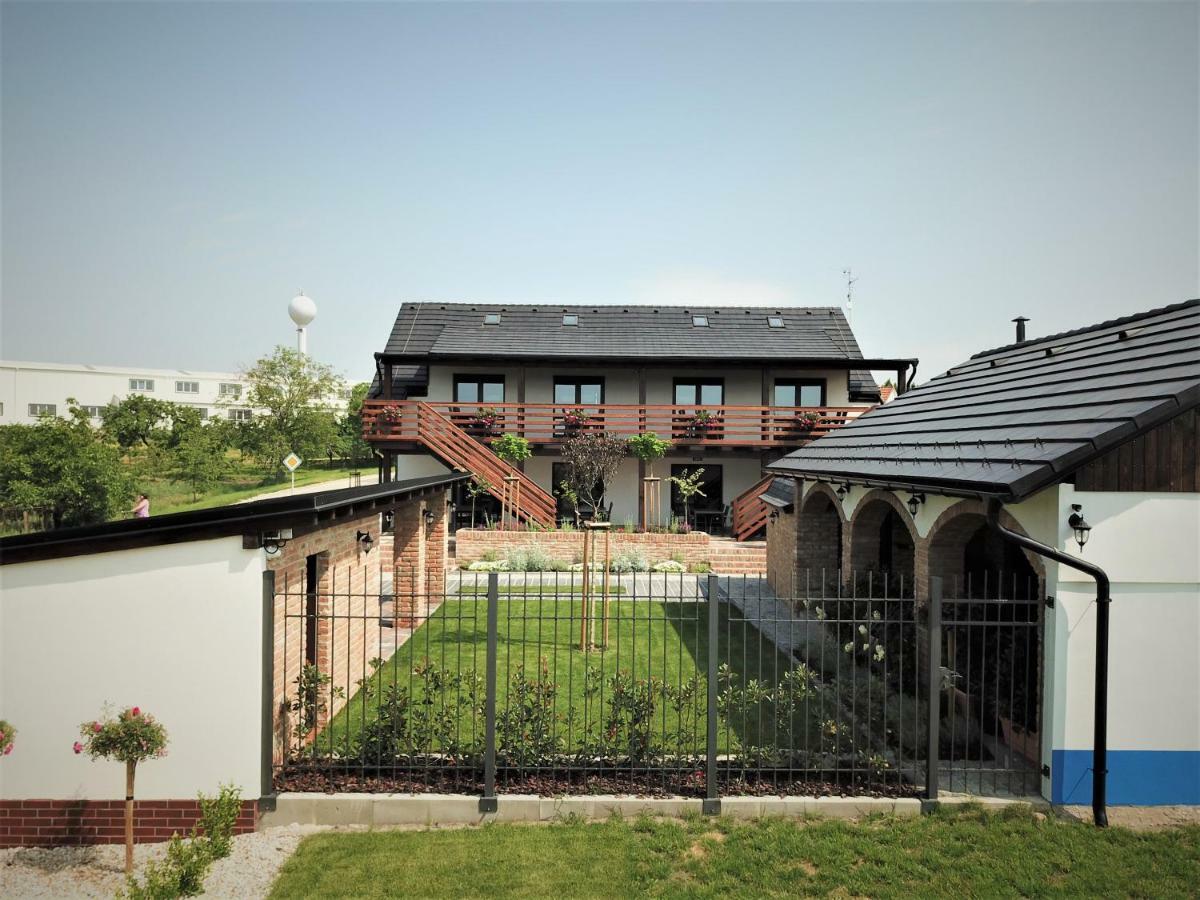 Apartmany Pod Palavou Starovicky Bagian luar foto
