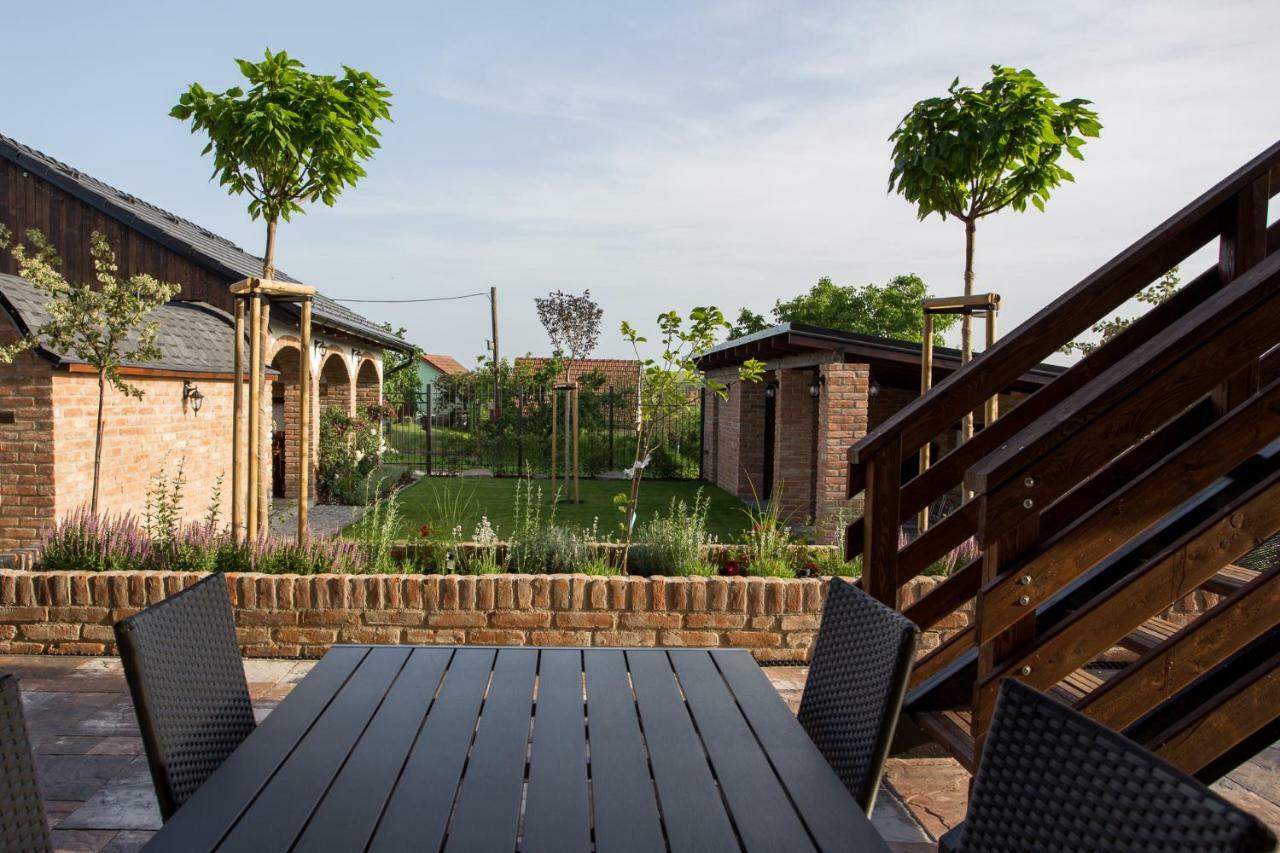 Apartmany Pod Palavou Starovicky Bagian luar foto